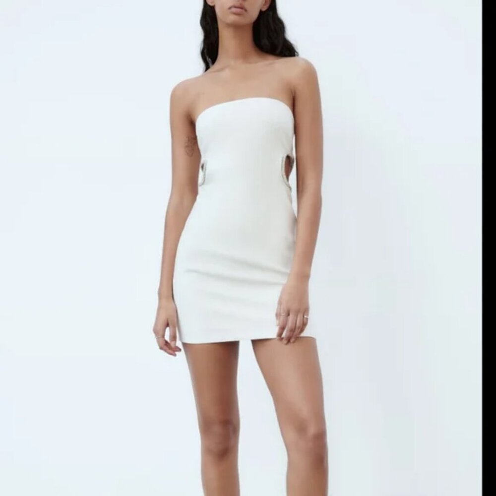 NWT. Zara White Off-the-Shoulder Cut-Out Mini Dress with Rhinestone. Size M